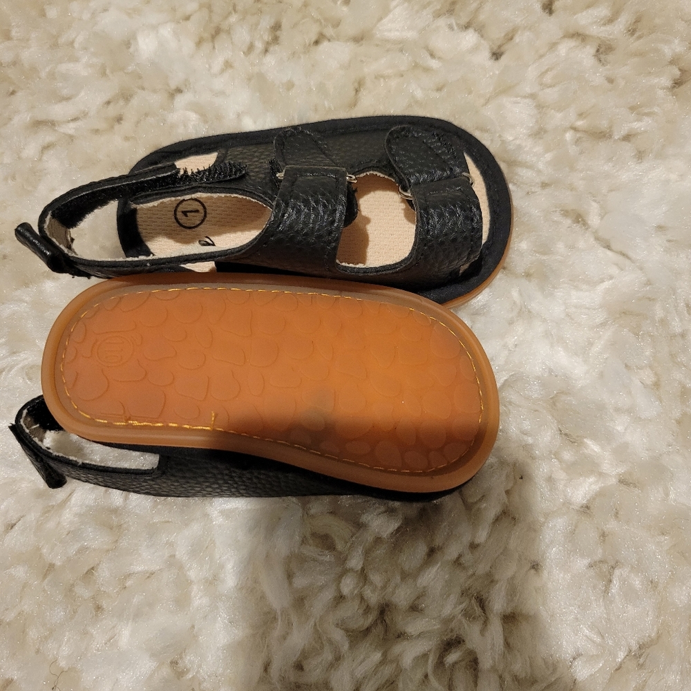 Sandals - Picture 2 of 2
